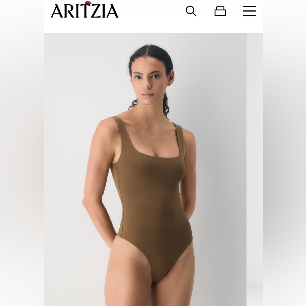 Babaton Contour body suite
